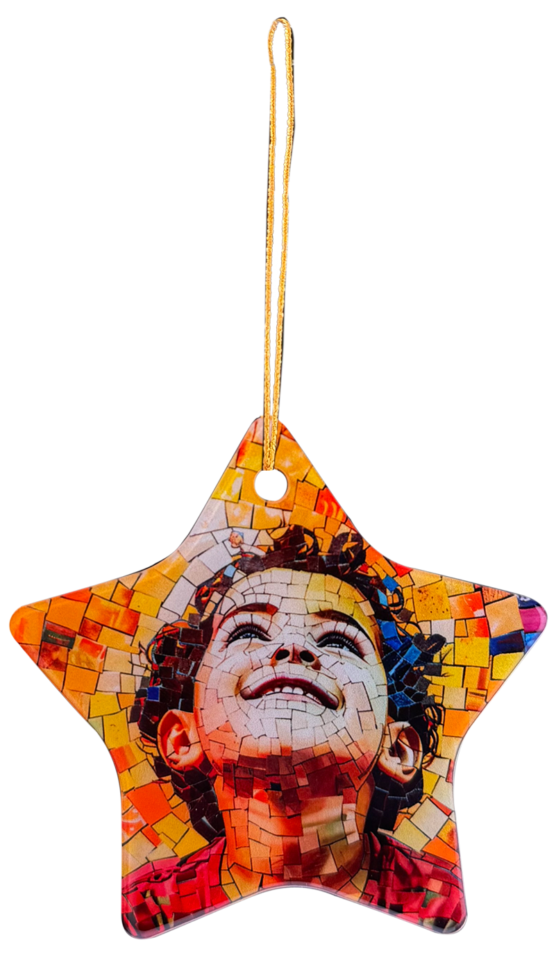 זכוכית דקה בצורת כוכב 80x80 מ״מ לתלייה עם תמונה אישית ושרוך זהב