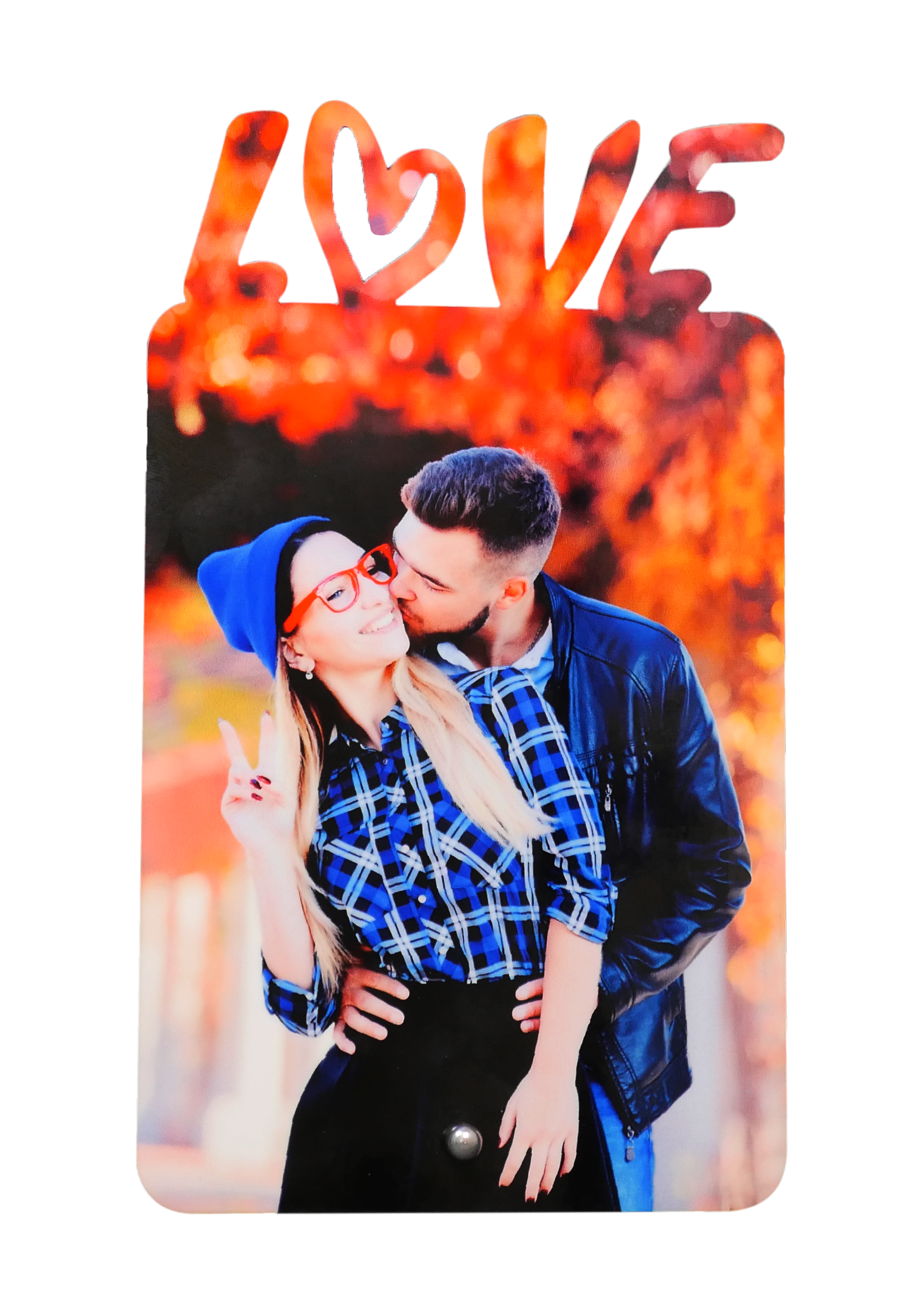 מעמד עץ עם כיתוב LOVE ותמונה אישית – מתנה רומנטית