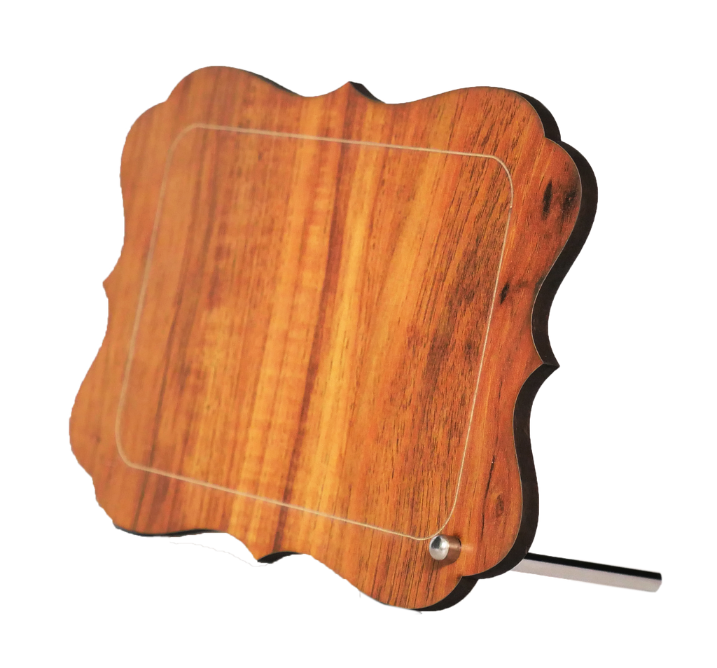 מעמד עץ שולחני “אלון מבוקע” – תמונה אחת על אלומיניום